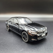 Load image into Gallery viewer, Explorafind 2023 BMW 3 Series 320i Black 1:32 Die Cast Car
