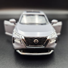 Load image into Gallery viewer, Explorafind 2023 Nissan X-Trail Grey 1:32 Die Cast Car
