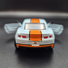 Load image into Gallery viewer, Explorafind 2013 Chevrolet Camaro SS Gulf Blue 1:43 Die Cast Car
