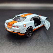 Load image into Gallery viewer, Explorafind 2013 Chevrolet Camaro SS Gulf Blue 1:43 Die Cast Car
