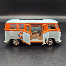 Load image into Gallery viewer, Explorafind 1967 Volkswagen T1 Van Gulf Blue 1:38 Die Cast Van
