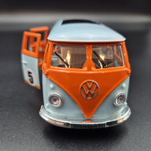 Load image into Gallery viewer, Explorafind 1967 Volkswagen T1 Van Gulf Blue 1:38 Die Cast Van
