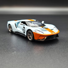 Load image into Gallery viewer, Explorafind 2017 Ford GT Gulf Blue 1:42 Die Cast Car
