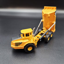 Load image into Gallery viewer, Explorafind 2008 Volvo A40D Dump Truck Yellow 1:87 Die Cast
