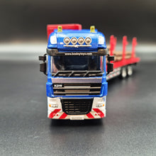 Load image into Gallery viewer, Explorafind 2011 DAF XF105 Style Timber Transporter Semi Truck Blue/Red 1:50 Die Cast
