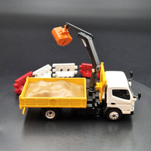 Load image into Gallery viewer, Explorafind 2022 Mitsubishi Fuso Canter with Crane/Bucket 1:76 Die Cast Truck New
