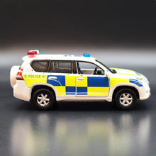 Load image into Gallery viewer, Explorafind 2013 Toyota Prado Hong Kong Police Traffic Division 1:64 Die Cast Car New
