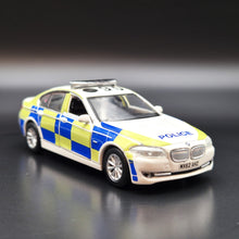 Load image into Gallery viewer, Explorafind 2017 BMW Series 5 F10 Greater Manchester Police 1:64 Die Cast Car New
