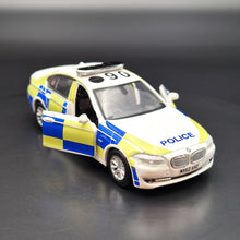 Load image into Gallery viewer, Explorafind 2017 BMW Series 5 F10 Greater Manchester Police 1:64 Die Cast Car New
