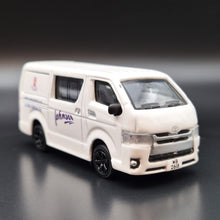 Load image into Gallery viewer, Explorafind 2017 Toyota Hiace White 1:64 Die Cast Van New
