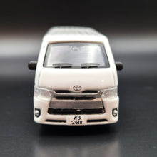 Load image into Gallery viewer, Explorafind 2017 Toyota Hiace White 1:64 Die Cast Van New
