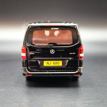 Load image into Gallery viewer, Explorafind 2019 Mercedes-Benz Vito Black 1:64 Die Cast Van New
