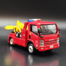 Load image into Gallery viewer, Explorafind 2015 Isuzu N Series NPR Tow Truck Taiwan Police 1:64 Die Cast Truck New
