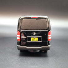 Load image into Gallery viewer, Explorafind 2017 Toyota Hiace Black 1:64 Die Cast Van New
