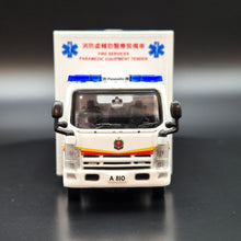 Load image into Gallery viewer, Explorafind 2015 Isuzu N Series NPR Paramedic Equipment Tender Truck 1:64 Die Cast New
