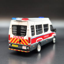 Load image into Gallery viewer, Explorafind 2023 Iveco Daily Hong Kong Police PTU AM8381 Van 1:76 Die Cast New
