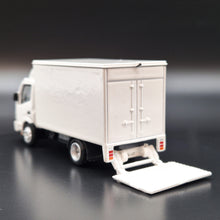 Load image into Gallery viewer, Explorafind 2022 Hino 300 Series Box Truck White 1:76 Die Cast Truck New
