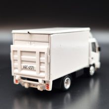 Load image into Gallery viewer, Explorafind 2022 Hino 300 Series Box Truck White 1:76 Die Cast Truck New
