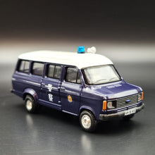 Load image into Gallery viewer, Explorafind 1980 Ford Transit MKII Royal Hong Kong Police Van AM8145 1:76 Die Cast New
