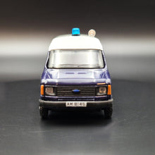 Load image into Gallery viewer, Explorafind 1980 Ford Transit MKII Royal Hong Kong Police Van AM8145 1:76 Die Cast New
