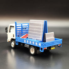 Load image into Gallery viewer, Explorafind 2015 Isuzu N Series NPR Glass Transport Truck 1:64 Die Cast Truck New
