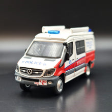 Load image into Gallery viewer, Explorafind 2019 Mercedes-Benz Sprinter FL 4x4 Hong Kong Police (Bomb Disposal Unit) 1:64 Die Cast New
