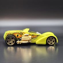 Load image into Gallery viewer, Hot Wheels 2009 Screamin&#39; Hauler Satin Green Trick Tracks 5 Pack Exclusive
