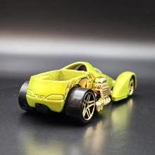 Load image into Gallery viewer, Hot Wheels 2009 Screamin&#39; Hauler Satin Green Trick Tracks 5 Pack Exclusive
