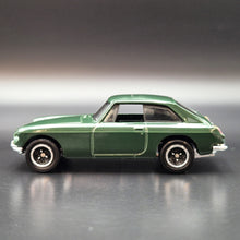 Load image into Gallery viewer, Matchbox 2021 1971 MGB GT Coupe Dark Green #42 MBX Metro
