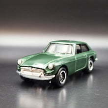 Load image into Gallery viewer, Matchbox 2021 1971 MGB GT Coupe Dark Green #42 MBX Metro
