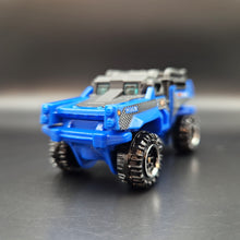 Load image into Gallery viewer, Matchbox 2014 Rumble Raider Blue #119 MBX Explorers
