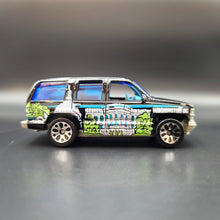 Load image into Gallery viewer, Matchbox 2004 &#39;97 Chevy Tahoe Black #24 Washington D.C. Around The World Rare
