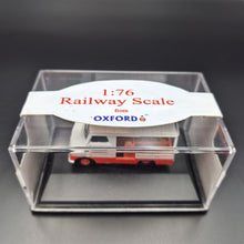 Load image into Gallery viewer, Oxford Diecast 1:76 Bedford CA Milkfloat 76CA001 Model
