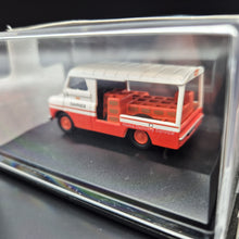 Load image into Gallery viewer, Oxford Diecast 1:76 Bedford CA Milkfloat 76CA001 Model
