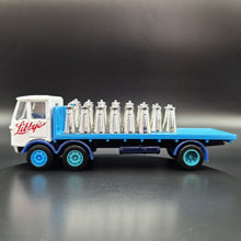 Load image into Gallery viewer, Matchbox 1939 Albion 10 Ton CX 27 Lorry White/Blue Models Of Yesteryear Y-42
