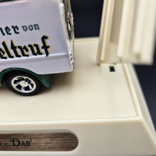 Load image into Gallery viewer, Matchbox Yesteryear 1932 Mercedes Benz L5 - DAB Truck YBG 21 - Great Beers Of the World
