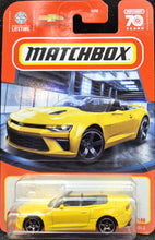 Load image into Gallery viewer, Matchbox 2023 &#39;16 Chevy Camaro Convertible Yellow #33 MBX Showroom New Long Card
