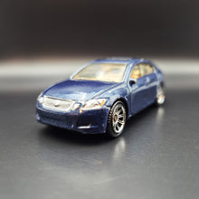 Load image into Gallery viewer, Matchbox 2009 Lexus GS430 Dark Blue #37 VIP Rides 4/7
