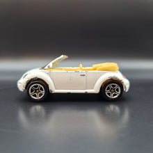 Load image into Gallery viewer, Matchbox 2000 Volkswagen Concept 1 Convertible White #81 Worldwide Wheels
