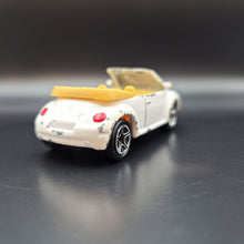 Load image into Gallery viewer, Matchbox 2000 Volkswagen Concept 1 Convertible White #81 Worldwide Wheels
