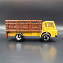 Load image into Gallery viewer, Matchbox 1976 Dodge Cattle Truck Yellow #71 Superfast
