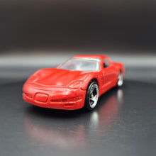 Load image into Gallery viewer, Hot Wheels 2000 &#39;97 Corvette Red - From Hot Wheels Detail Centre Playset
