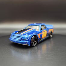 Load image into Gallery viewer, Hot Wheels 2015 Circle Trucker Blue #132 HW Race - HW Race Team 7/10
