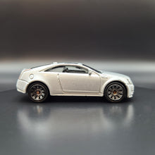 Load image into Gallery viewer, Matchbox 2011 Cadillac CTS Coupe Silver #32 VIP 1/6
