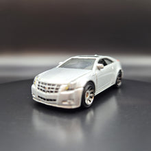 Load image into Gallery viewer, Matchbox 2011 Cadillac CTS Coupe Silver #32 VIP 1/6
