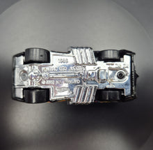 Load image into Gallery viewer, Hot Wheels 2004 1969 Pontiac GTO Judge Black #158 Autonomicals 1/5
