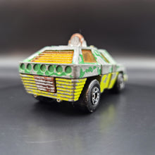 Load image into Gallery viewer, Matchbox 1975 Planet Scout Green #59 Superfast 1-75
