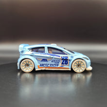 Load image into Gallery viewer, Hot Wheels 2016 &#39;12 FORD FIESTA Light Blue #157 HW SNOW STORMERS 2/5
