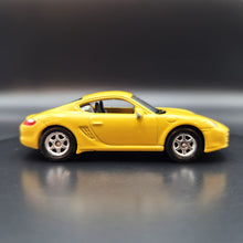 Load image into Gallery viewer, Welly 2015 Porsche Cayman S Yellow #52224 1:60
