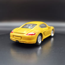 Load image into Gallery viewer, Welly 2015 Porsche Cayman S Yellow #52224 1:60
